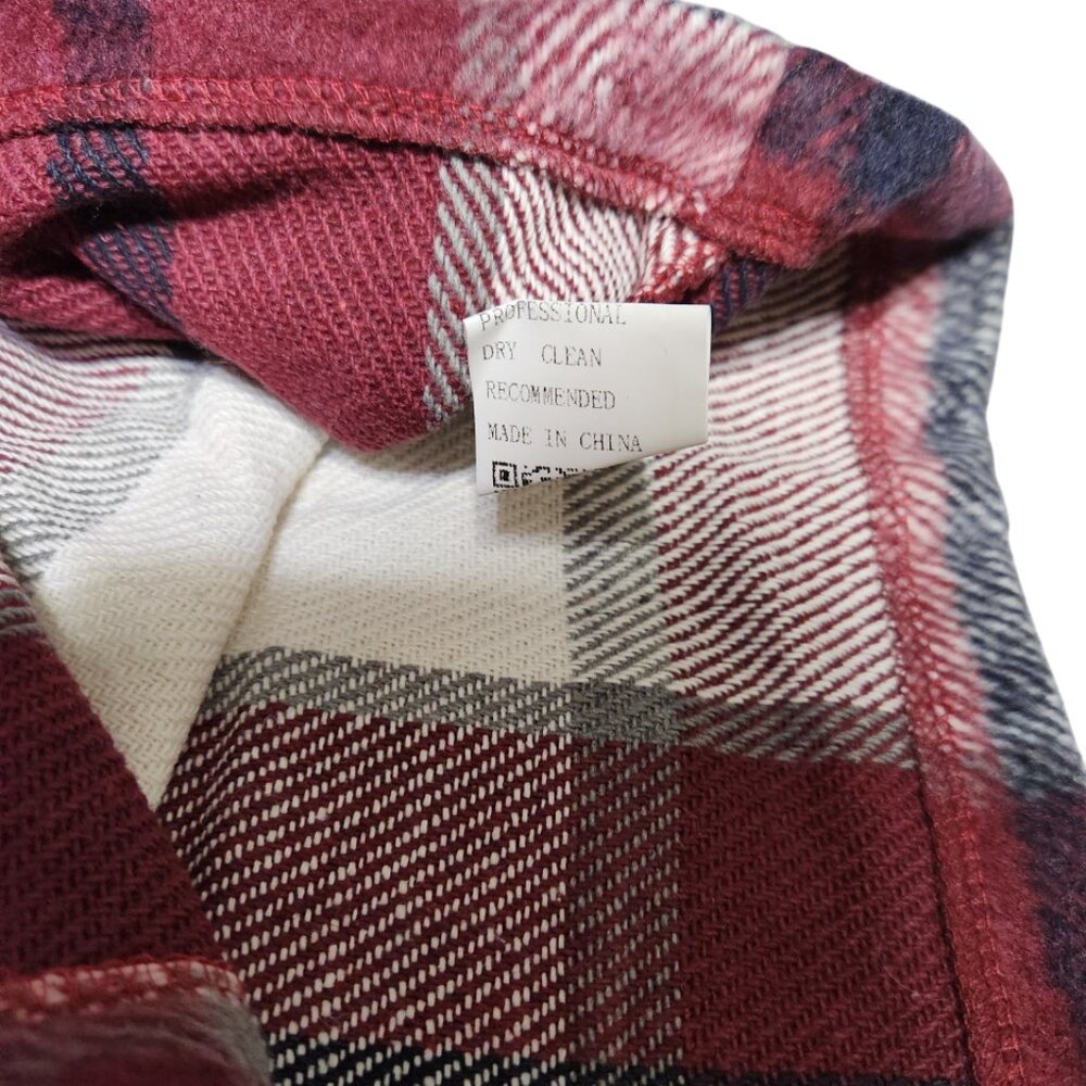 Shacket - Picture 5 of 6